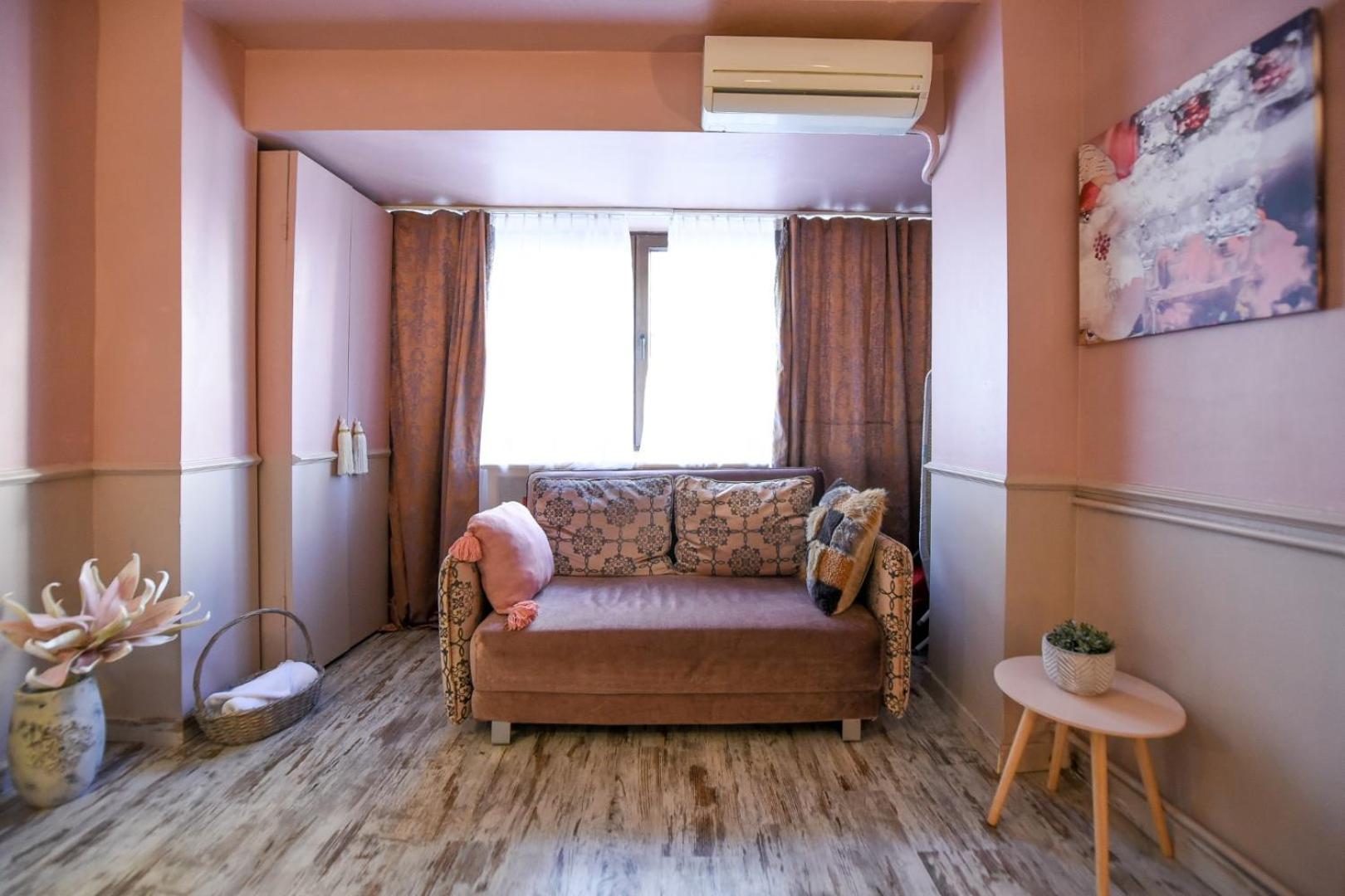 Magic Studio - A Central Fairytale Experience Bukarest Exteriör bild