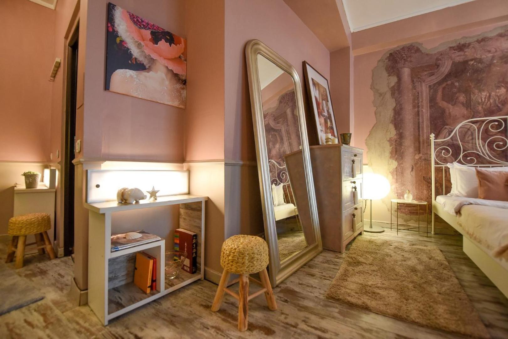 Magic Studio - A Central Fairytale Experience Bukarest Exteriör bild